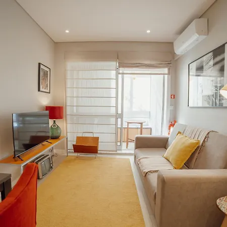 Duque & Company By Vacationy * Порту