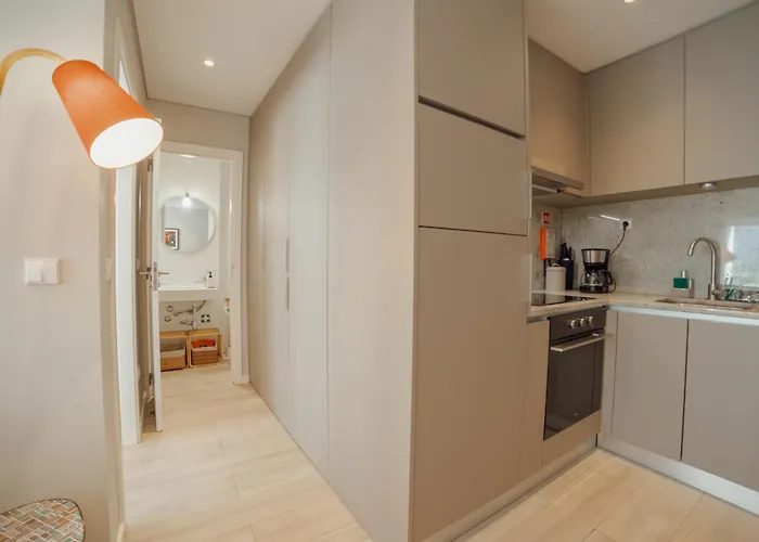 Duque & Company By Vacationy Porto